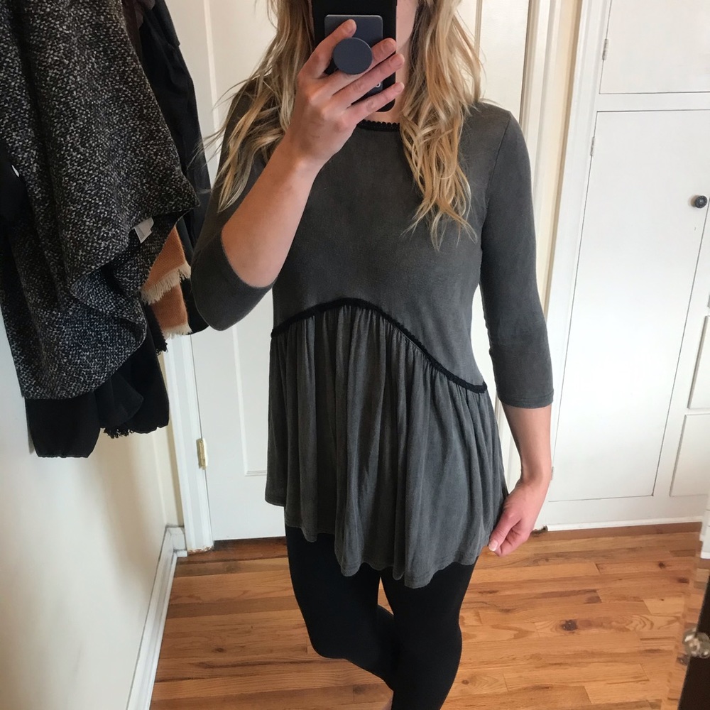 Gray Tunic with back zipper